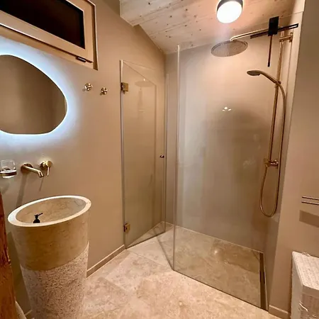 Luxury Family With Extraordinary Mountain Views * Trin