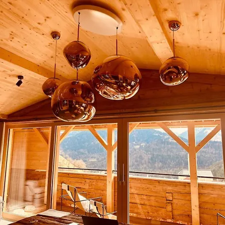 Luxury Family With Extraordinary Mountain Views Chalé Trin