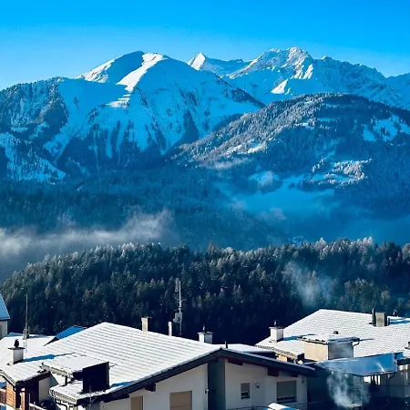 Luxury Family With Extraordinary Mountain Views Chalet