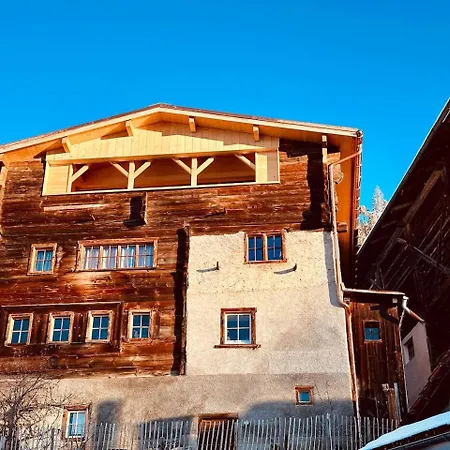 Шале Luxury Family With Extraordinary Mountain Views Trin