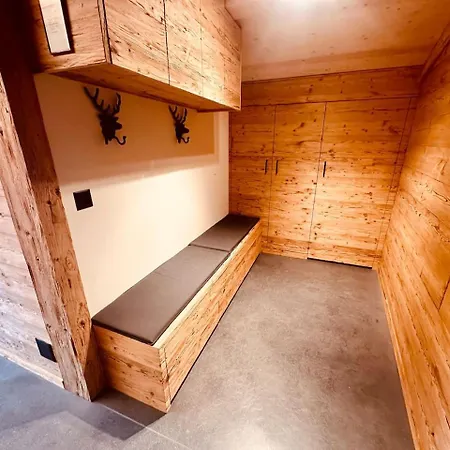 Luxury Family With Extraordinary Mountain Views * Trin