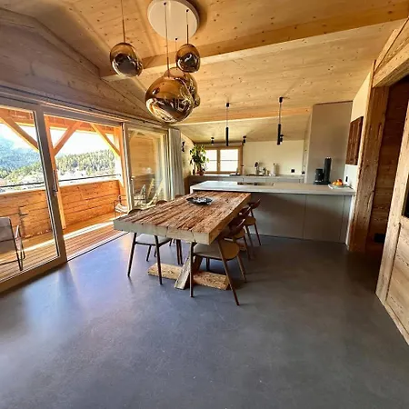 Luxury Family With Extraordinary Mountain Views *