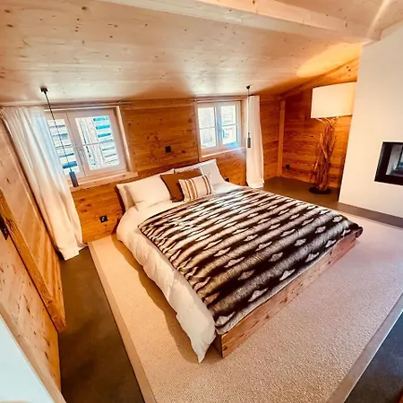 Шале Luxury Family With Extraordinary Mountain Views Trin