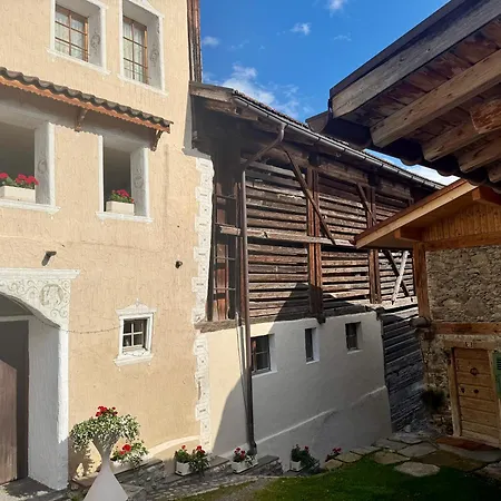 Luxury Family With Extraordinary Mountain Views *