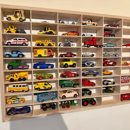 Luxury Family With Extraordinary Mountain Views Trin