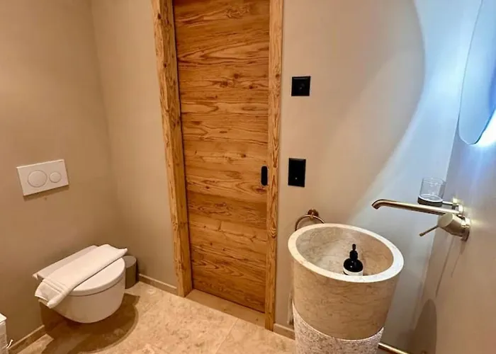 Luxury Family With Extraordinary Mountain Views Chalet Trin