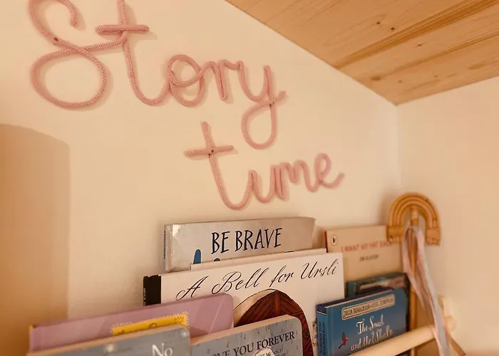 Luxury Family With Extraordinary Mountain Views Chalet Trin