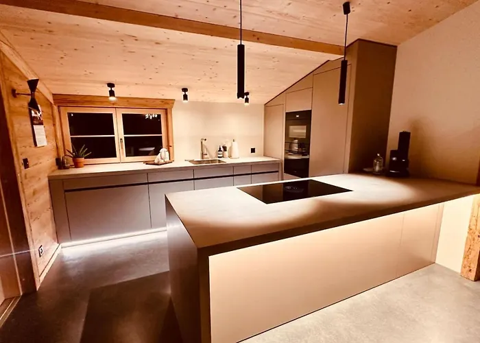 Luxury Family With Extraordinary Mountain Views *