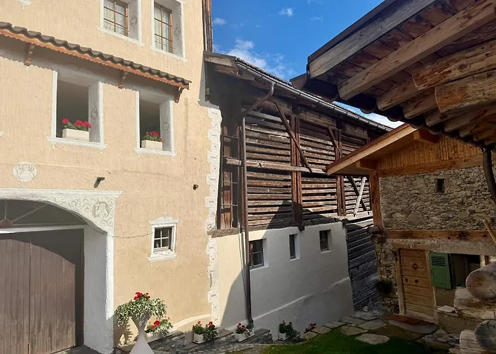 Luxury Family With Extraordinary Mountain Views *