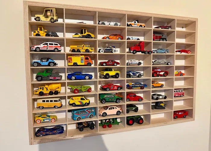 Luxury Family With Extraordinary Mountain Views Trin