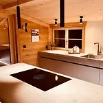 Luxury Family With Extraordinary Mountain Views Trin