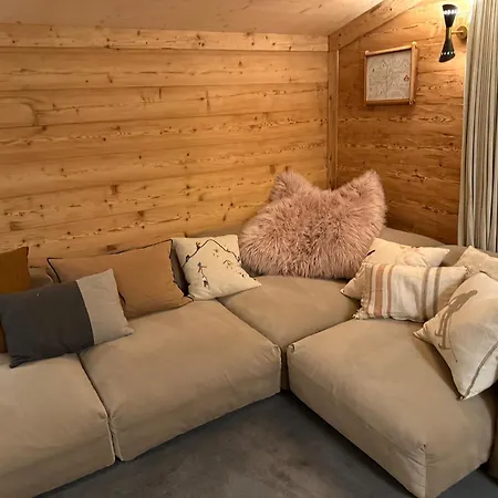 בקתה Luxury Family With Extraordinary Mountain Views Trin